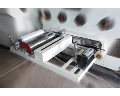 16－1 DF-1000單雙層共擠纏繞膜機(jī)組，廢邊回收