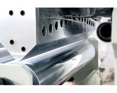 16－2 DF-1000單雙層共擠纏繞膜機(jī)組，模頭